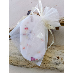 Αρωματικό κερί ντουλάπας από φυτική σόγια Αρωματικό κερί ντουλάπας από φυτική σόγια