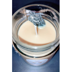 Αρωματικό κερί από φυτική σόγια σε βάζο γυάλινο με πέτρα κυανίτης Αρωματικό κερί από φυτική σόγια σε βάζο γυάλινο με πέτρα κυανίτης