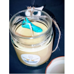 Αρωματικό κερί από φυτική σόγια σε βάζο γυάλινο με πέτρα τρικουάζ Αρωματικό κερί από φυτική σόγια σε βάζο γυάλινο με πέτρα τρικουάζ